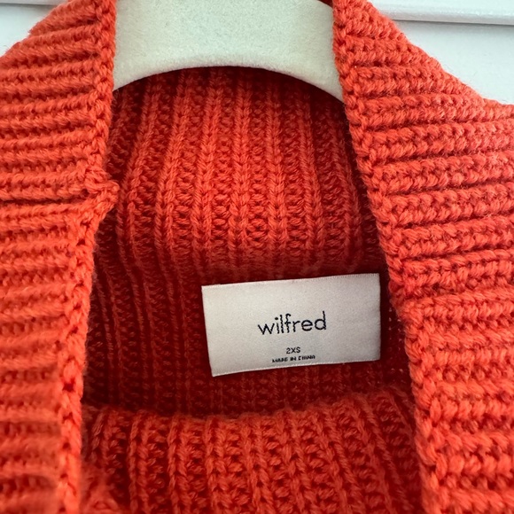 Wilfred Montpellier Waist Turtleneck - great condition only worn once - Picture 5 of 7